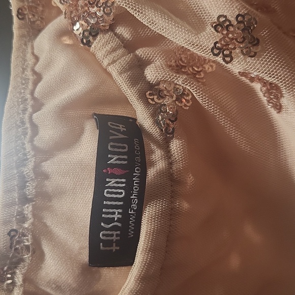 Romper - Picture 3 of 4